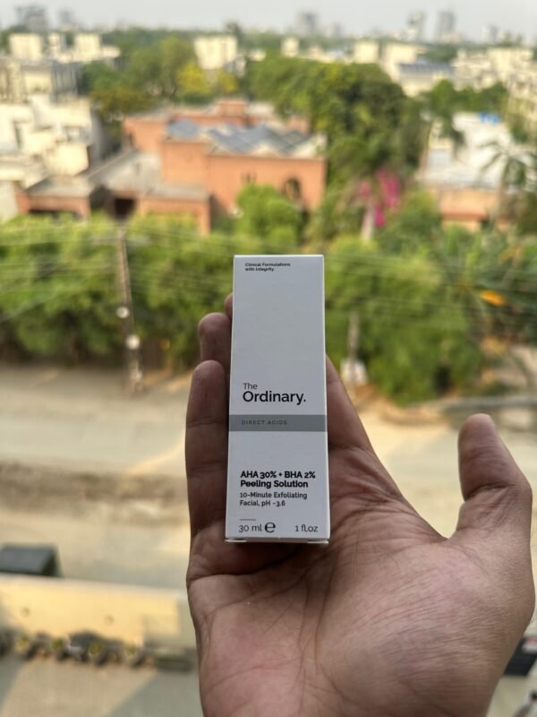 The Ordinary AHA 30% , BHA 2% Peeling Solution 30 mL quantity.