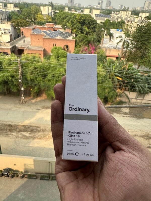 The Ordinary Niacinamide 10% Zinc 1% 30 mL serum.